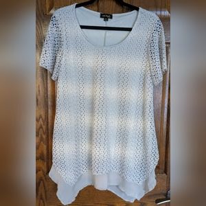 Cal Style USA Ivory Lace Short Sleeve Tunic - Size M